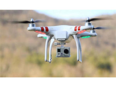 &iquest;Qu&eacute; m&oacute;dulos inal&aacute;mbricos se utilizan para el control de drones?